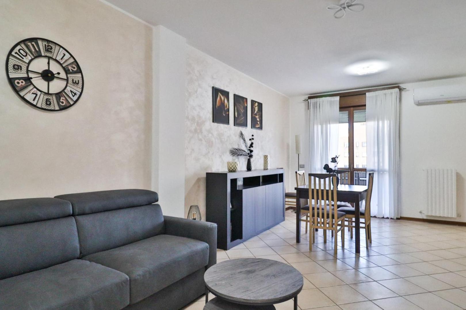 Appartement Biri'S House à Reggio d'Emilie Extérieur photo